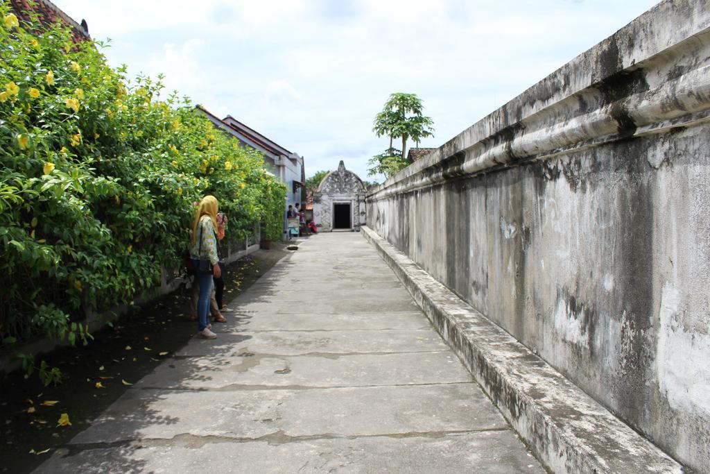 Jogja Backpacker Home Yogyakarta Luaran gambar